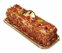 Taze Muz İçeren 4-6 Kişilik Baton Yaş Pasta